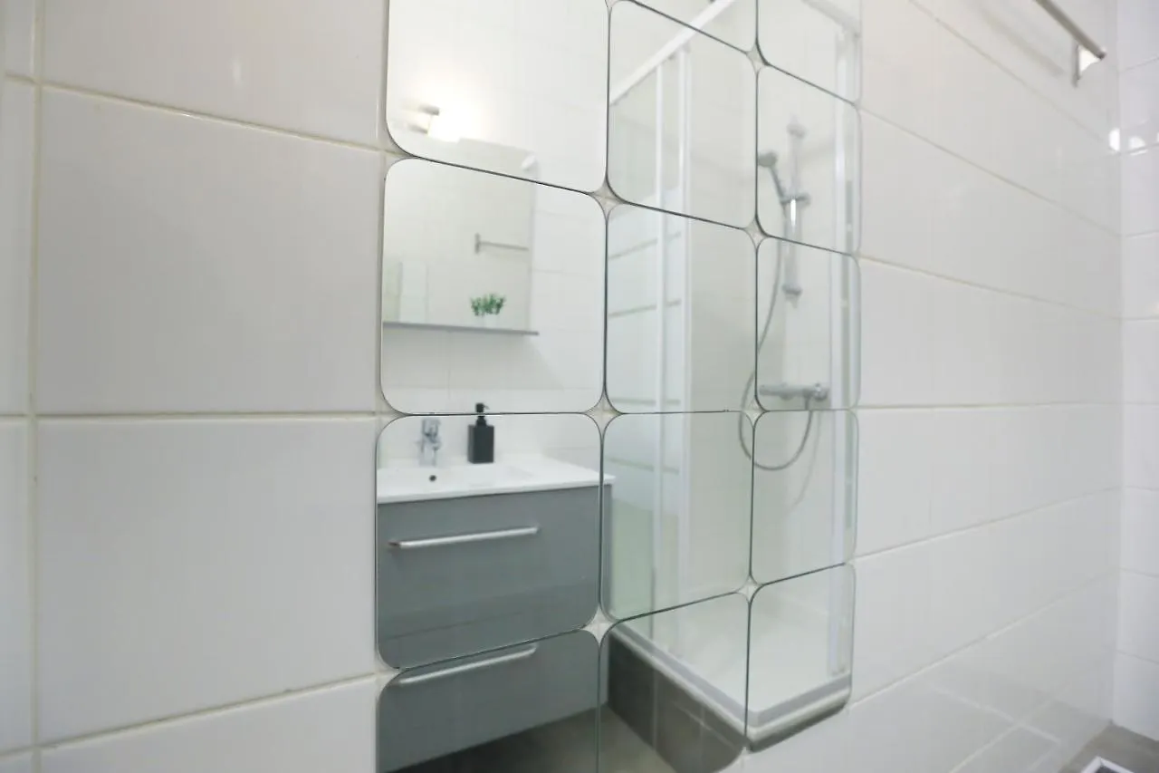 Le 34 Malon, T5 Hypercentre Chic Et Cosy, Wifi, Netflix Par Sovalfi Apartment Saint-Etienne  France